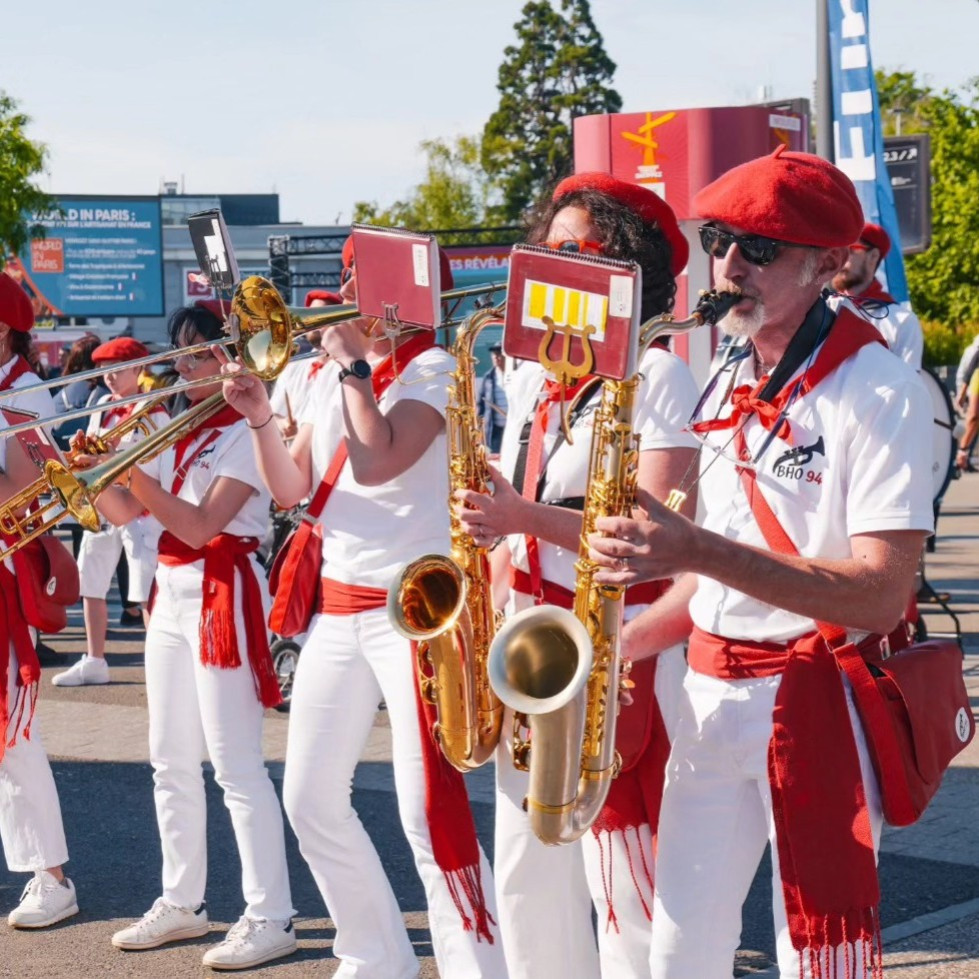 Tenue personnalisée pour un Orchestre